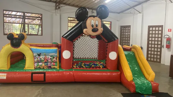 Foto do brinquedo Multi Play Mickey